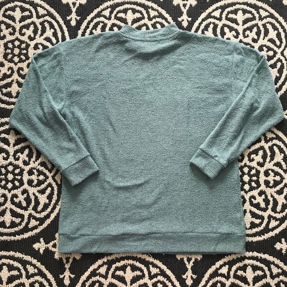 PINK Pullover - Picture 2 of 3